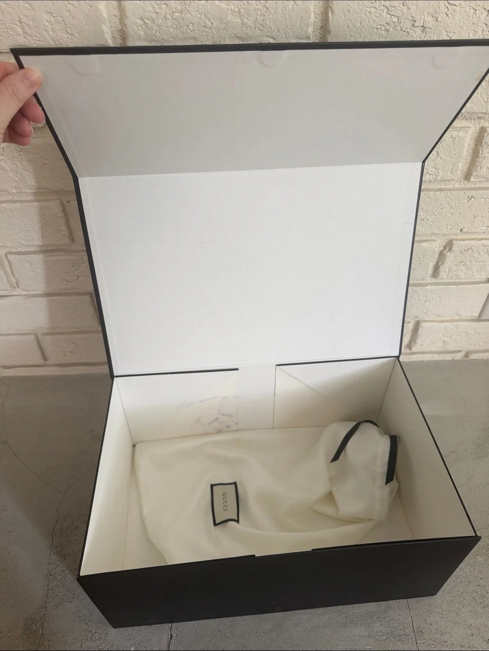 Gucci Black and White Logo Panel Accent
